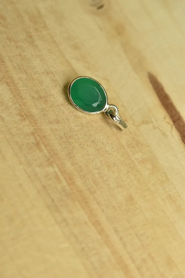 Green_Onyx_925_Sterling_Silver_Oval_Pendant_Unisex