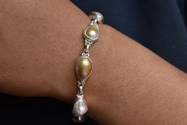 Silver_Baroque_Pearl_925_Sterling_Silver_Link_Bracelet_For_Unisex