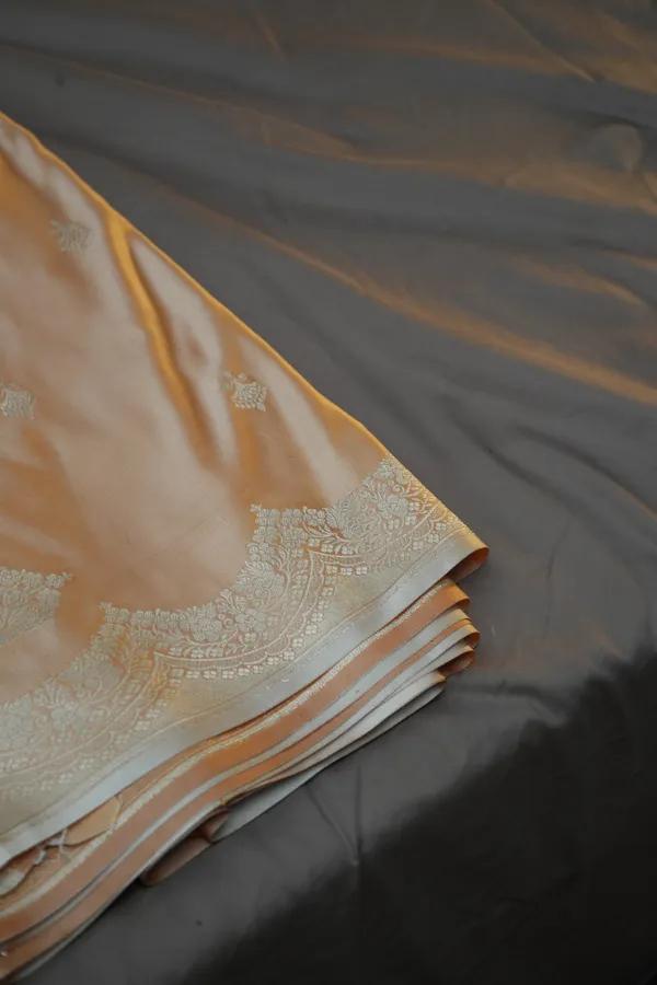 beige_-mashru_silk_katan_tanchoi_silk_saree