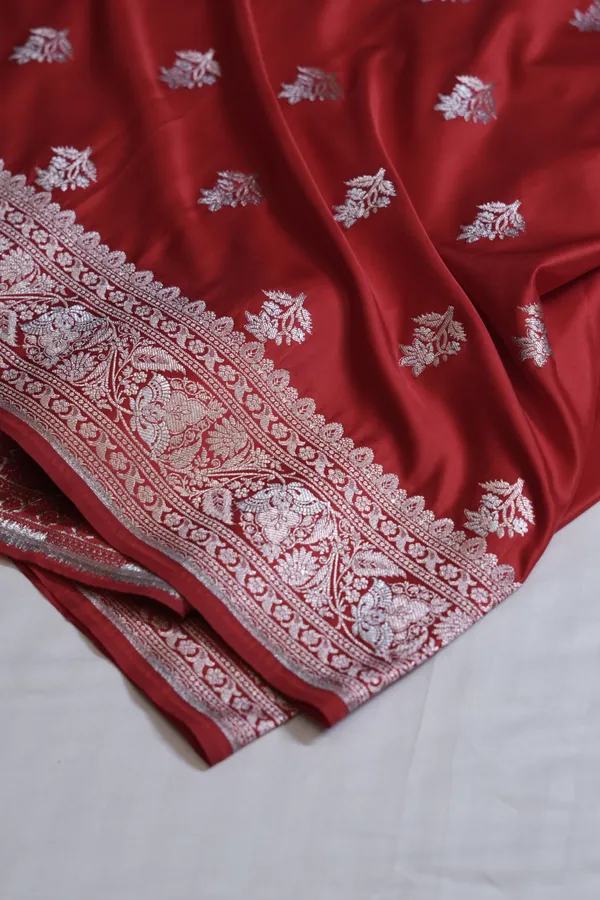 Red-mashru_silk_katan_tanchoi_silk_saree