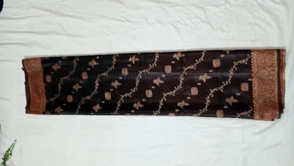 WINE_Floral_Saree_for_Women