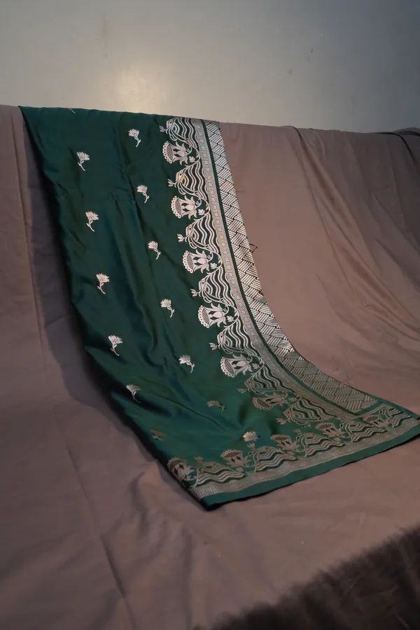 Green-mashru_silk_katan_tanchoi_silk_saree