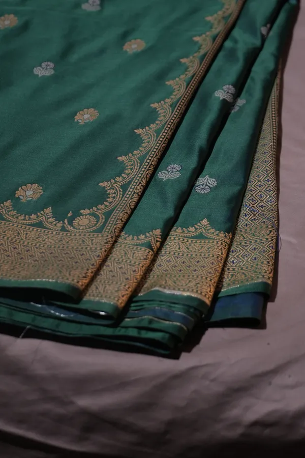 Green-mashru_silk_katan_tanchoi_silk_saree