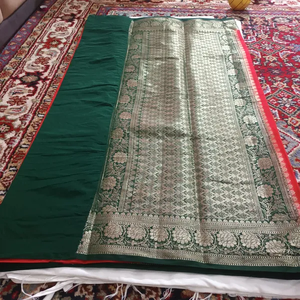 Red_Silk_Traditional_Saree_for_Women