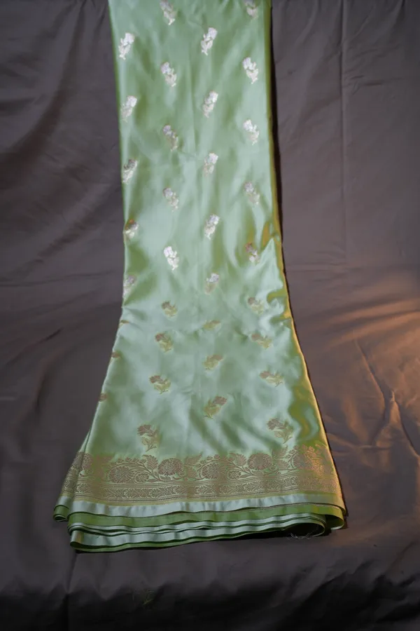 Green-mashru_silk_katan_tanchoi_silk_saree