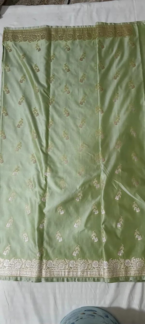 Green_Zari_Woven_Saree_for_Women