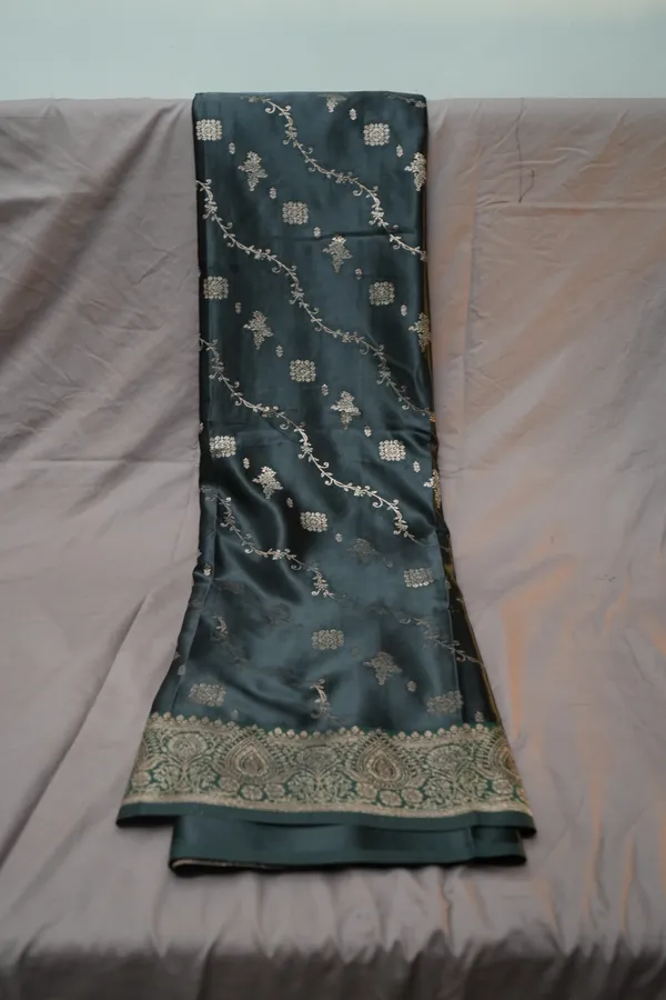 Green-mashru_silk_katan_tanchoi_silk_saree