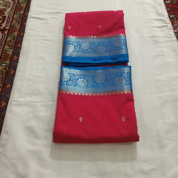 Pink_Traditional_Woven_Saree_For_Women
