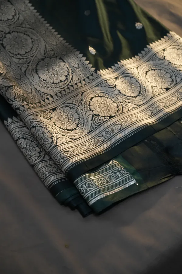 Dark_Green-mashru_silk_katan_tanchoi_silk_saree