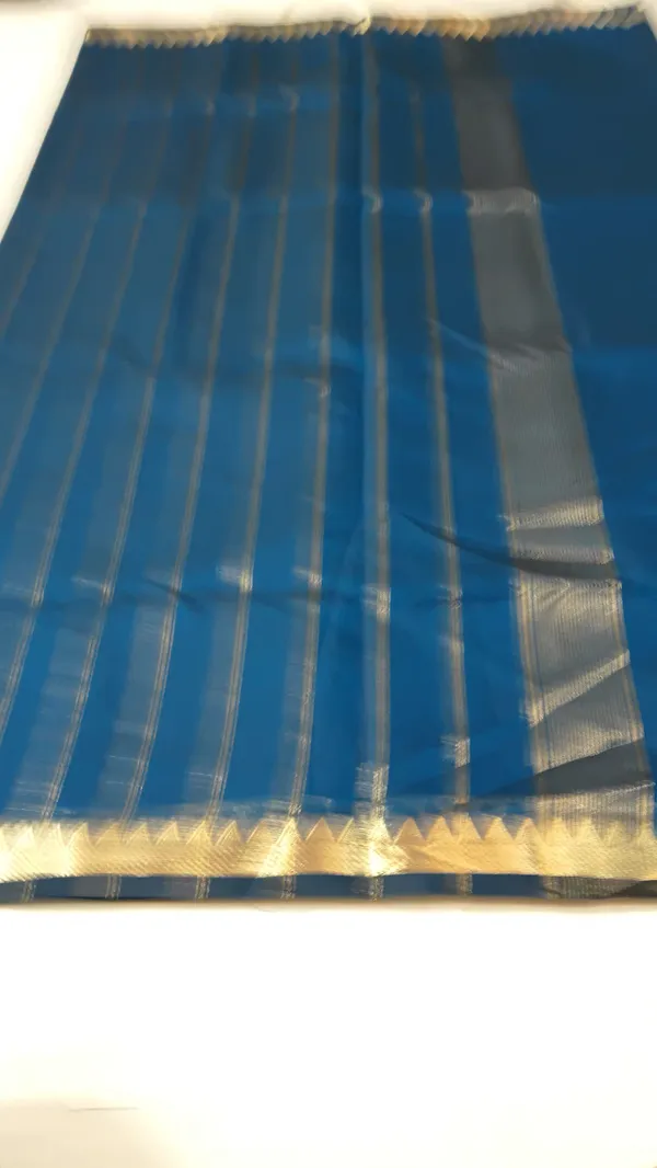 Blue_Woven_Saree_With_Metallic_Border_for_Women