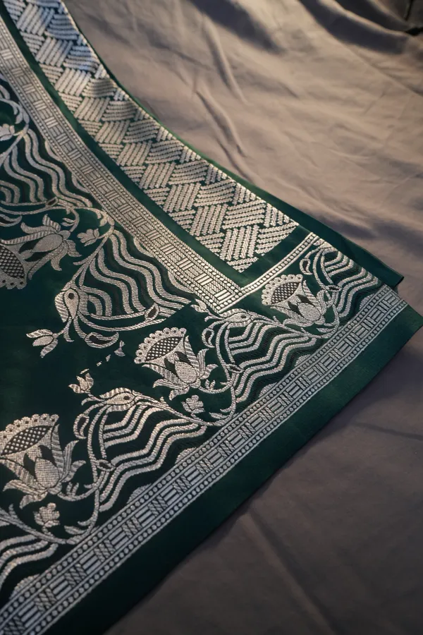 Green-mashru_silk_katan_tanchoi_silk_saree