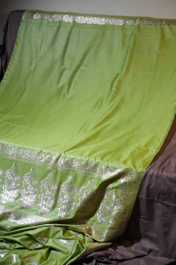 Green-mashru_silk_katan_tanchoi_silk_saree
