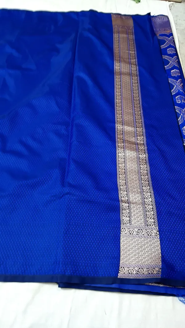 Blue_Woven_Traditional_Saree_For_Women