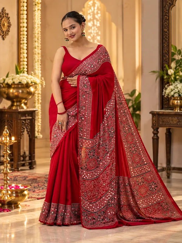 Red_Embellished_Traditional_Saree_for_Women