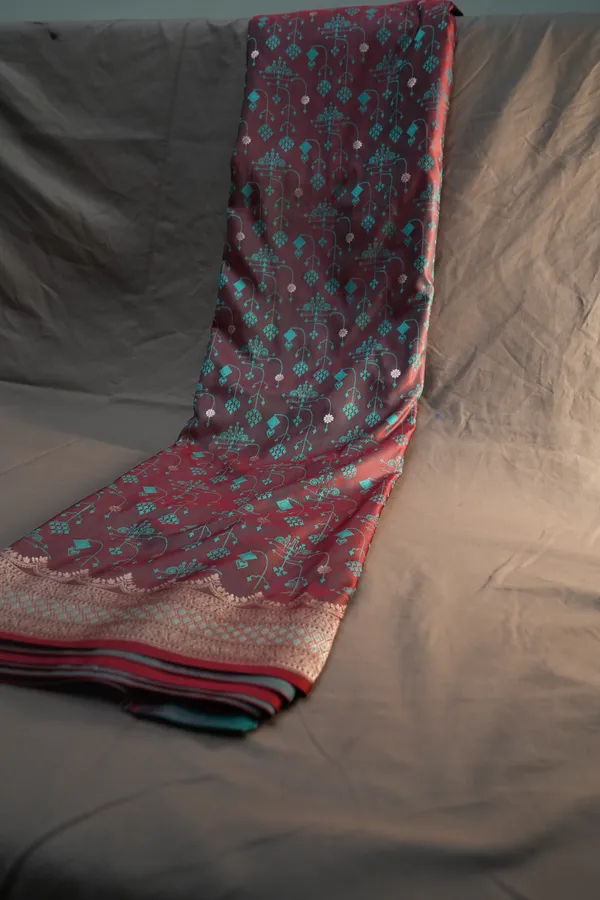 Maroon,_Teal-mashru_silk_katan_tanchoi_silk_saree