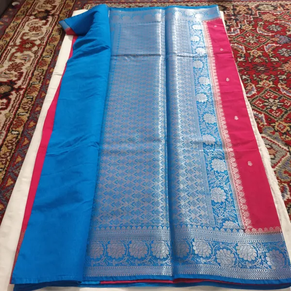 Pink_Traditional_Woven_Saree_For_Women