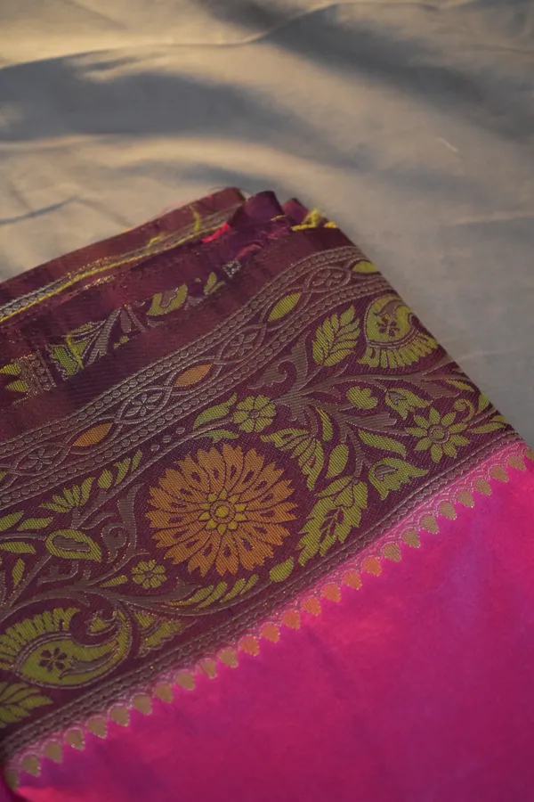 Magenta-banarasi_silk_saree