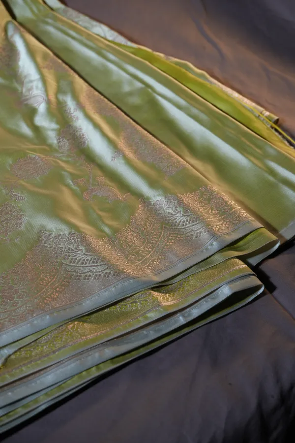 Green-mashru_silk_katan_tanchoi_silk_saree