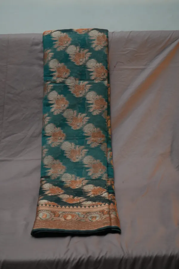 green_-banarasi_silk_saree