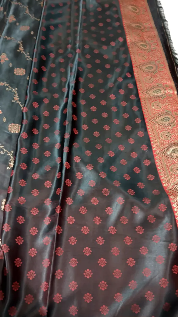 WINE_Floral_Saree_for_Women