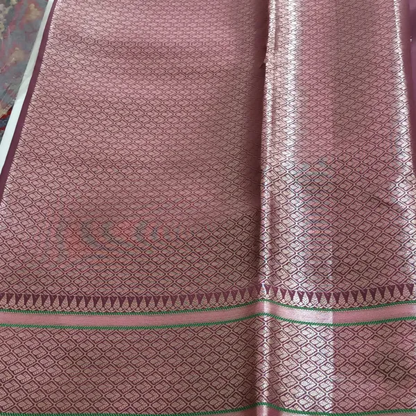 Maroon_Traditional_Woven_Saree_for_Women