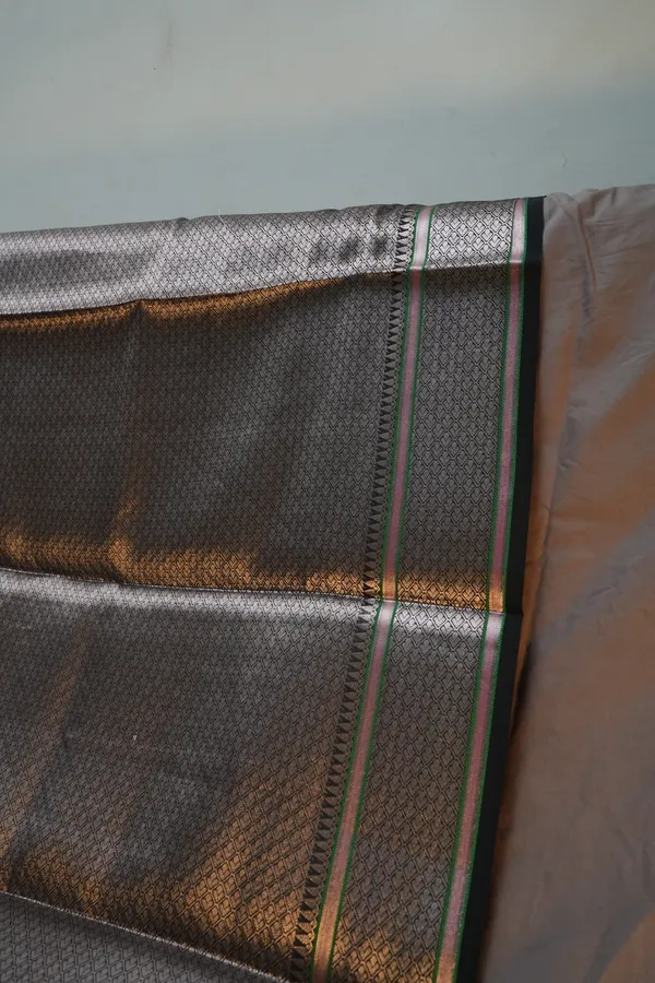Black-banarasi_silk_saree