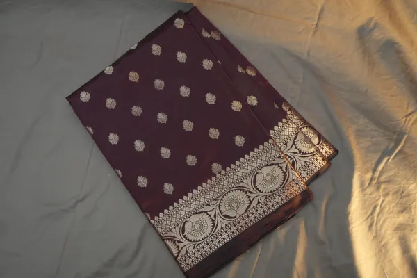 dark_brown_-banarasi_silk_saree