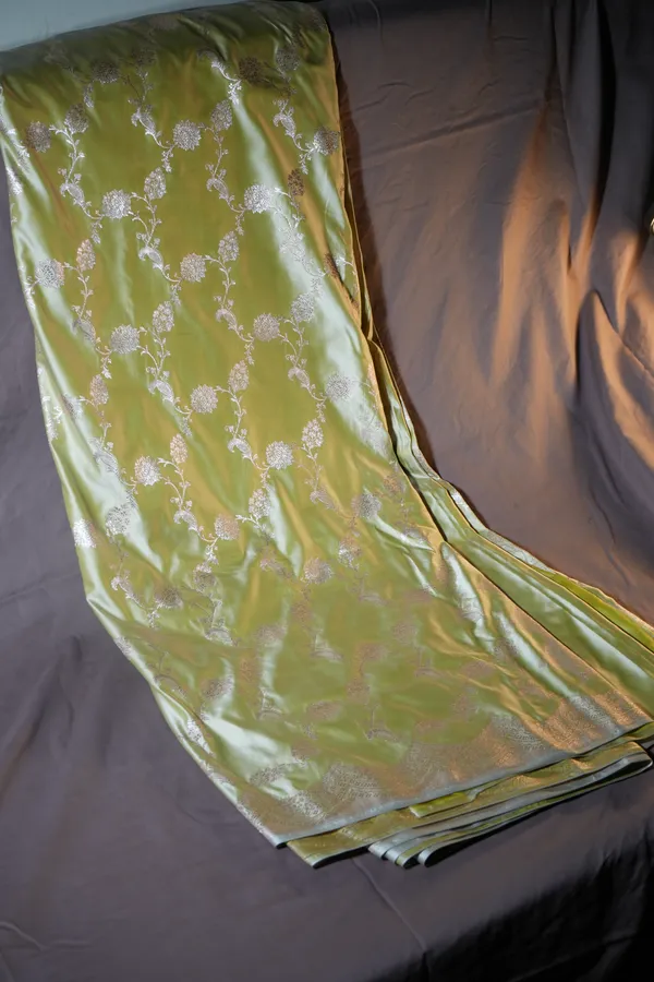 Green-mashru_silk_katan_tanchoi_silk_saree
