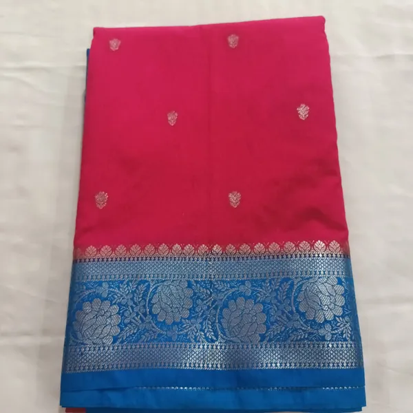 Pink_Traditional_Woven_Saree_For_Women
