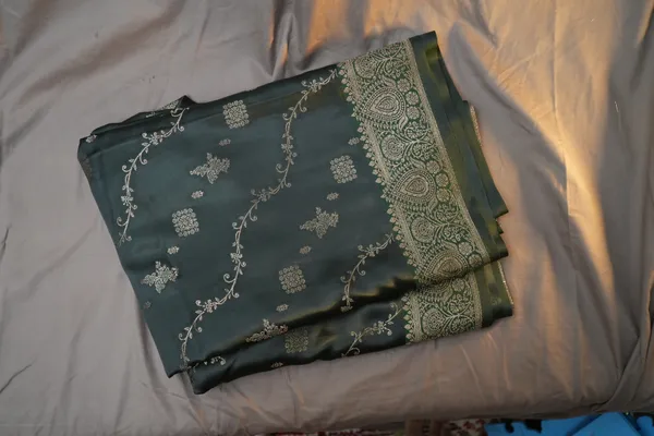 Green-mashru_silk_katan_tanchoi_silk_saree