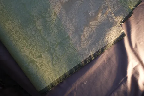 Green-mashru_silk_katan_tanchoi_silk_saree