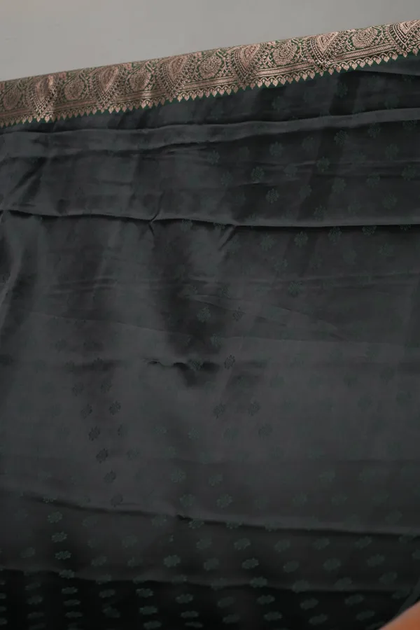 Green-mashru_silk_katan_tanchoi_silk_saree