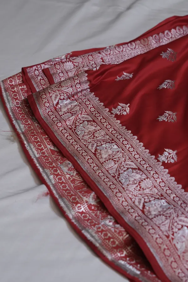 Red-mashru_silk_katan_tanchoi_silk_saree