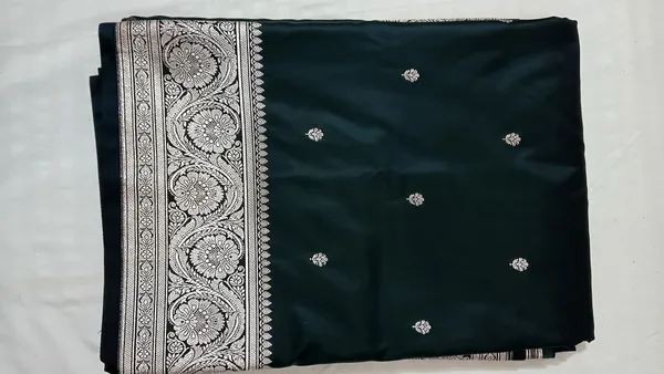 Teal_Silk_Floral_Zari_Saree_for_Women