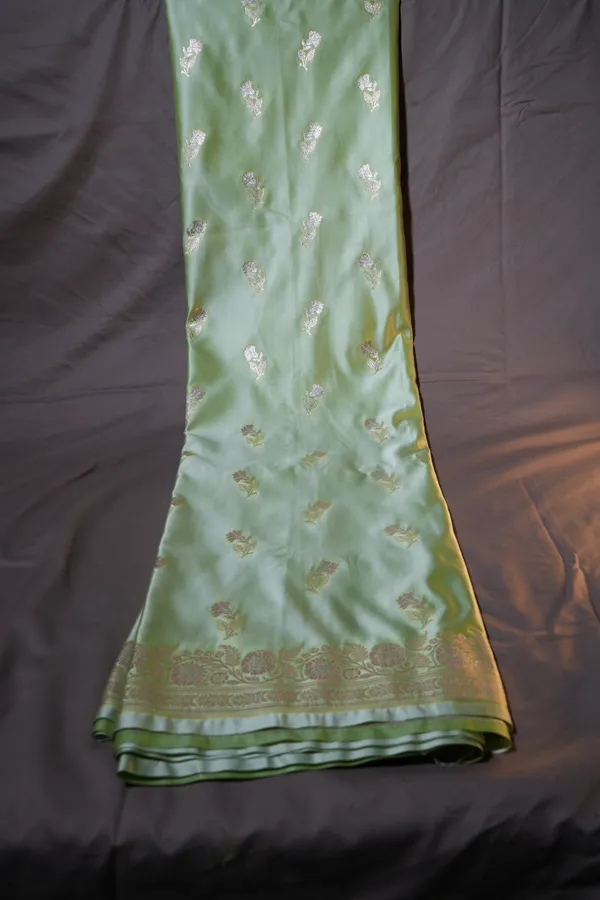 Green-mashru_silk_katan_tanchoi_silk_saree