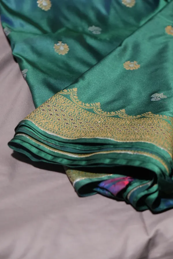 Green-mashru_silk_katan_tanchoi_silk_saree
