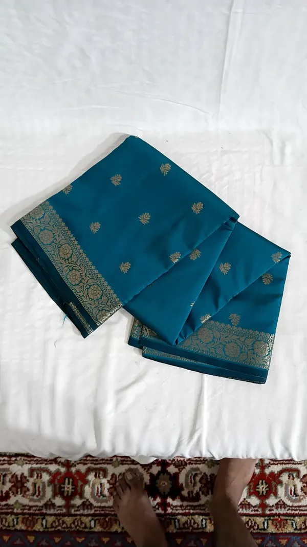Blue_Woven_Traditional_Saree_for_Women