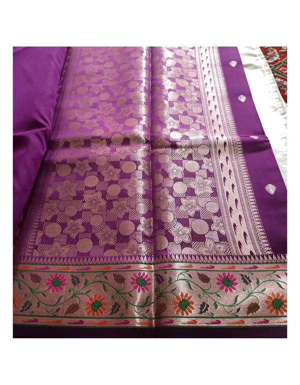 Purple_Woven_Traditional_Saree_for_Women