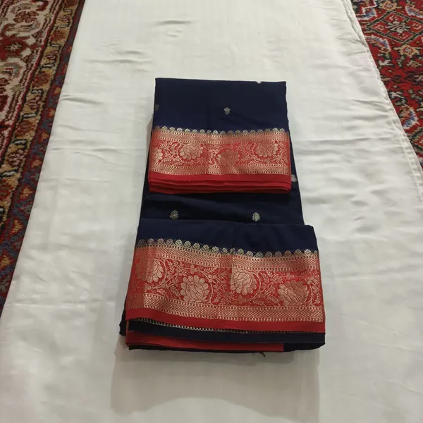 Navy_Blue_Traditional_Saree_for_Women