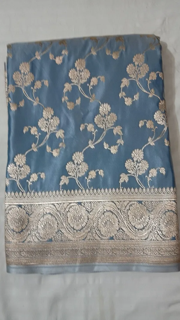 Blue_Floral_Woven_Saree_for_Women