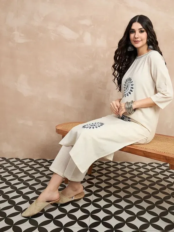 Cream_Straight_Fit_Embroidered_Kurta_Set_For_Women