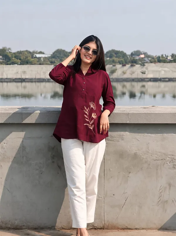 Maroon_Embroidered_Straight_Kurta_For_Women