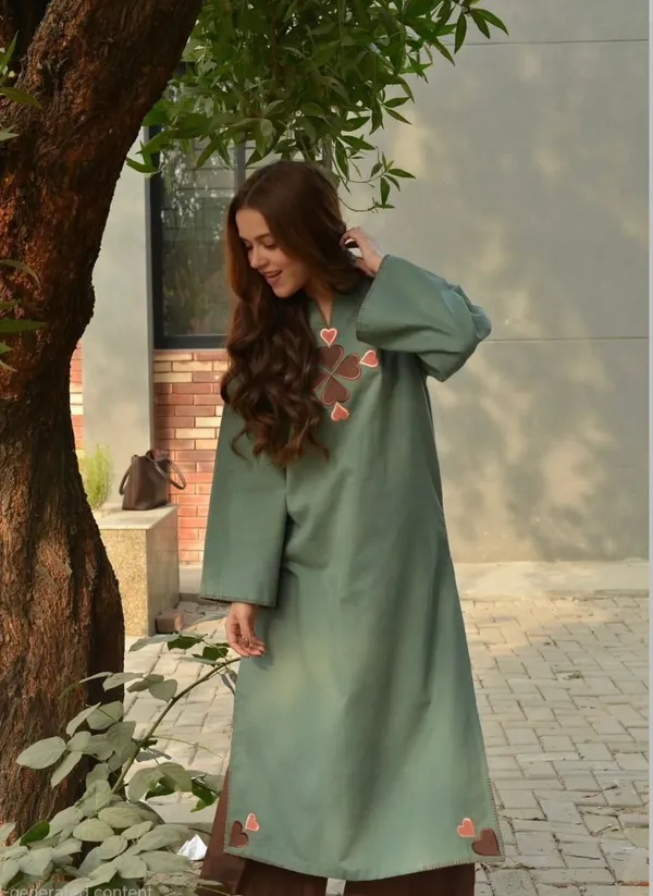 Sage_Green_Relaxed_Fit_Embroidered_Kurta_For_Women