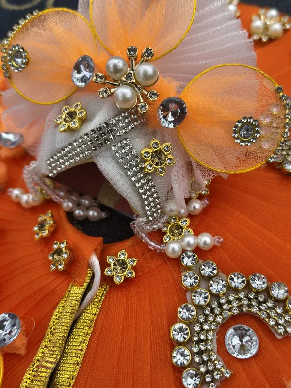 Red_Embellished_Decorative_Kalash_Poshak