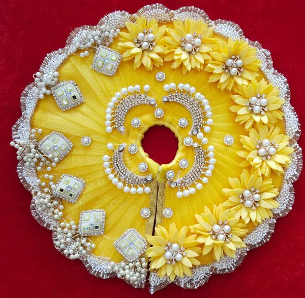 Yellow_Floral_Beaded_Laddu_Gopal_Poshak