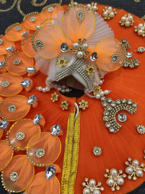Red_Embellished_Decorative_Kalash_Poshak