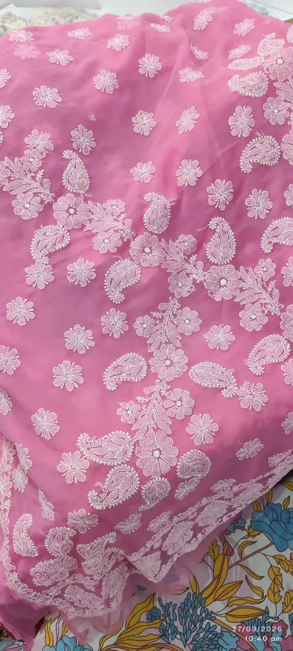 Charming_Pink_Hand_Embroidered_Chikankari_Saree