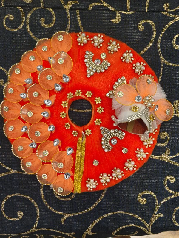 Red_Embellished_Decorative_Kalash_Poshak