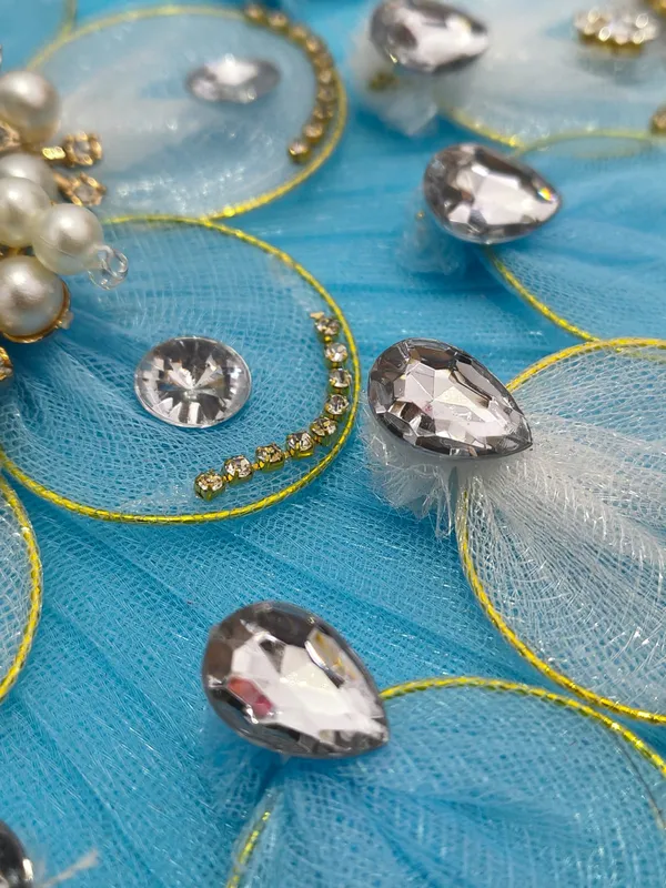Blue_Net_Pearl_Embellished_Floral_Hair_Accessory_for_Women