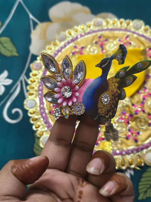 Embellished_Peacock_Design_Pooja_Thali